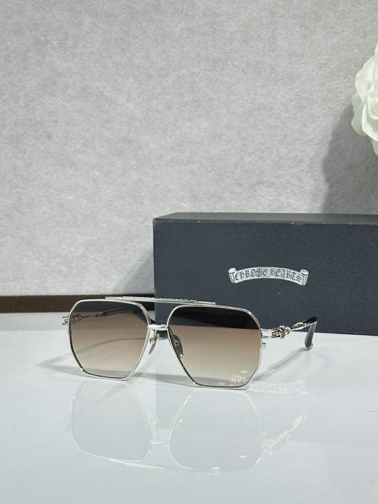 Picture of Chrome Hearts Sunglasses _SKUfw77364878fw